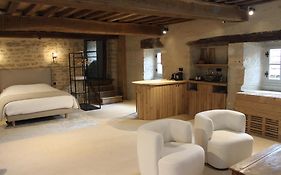 Chateauneuf Suites